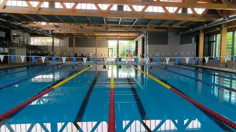 8. la piscina gran en tota la seva extensi&oacute;