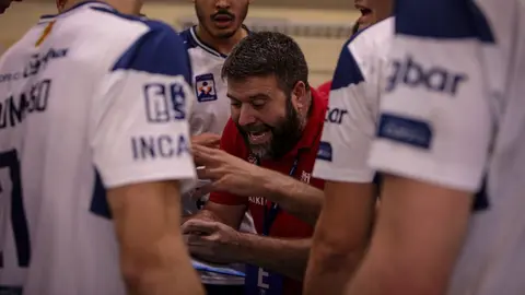 Har&aacute;n bien los jugadores vallesanos en hacer caso al t&eacute;cnico Antonio Rama si quieren conseguir la victoria