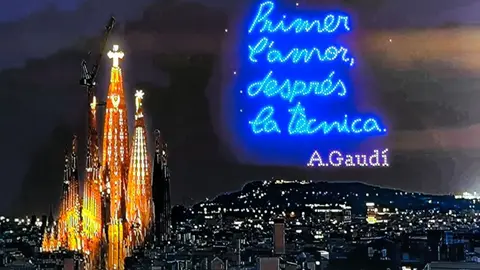 Antonio Gaudi, Primer l'amor