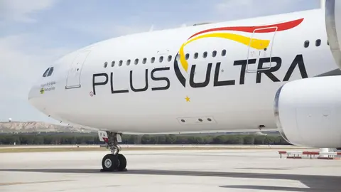 Avi&oacute;n de Plus Ultra Foto web compa&ntilde;&iacute;a a&eacute;rea