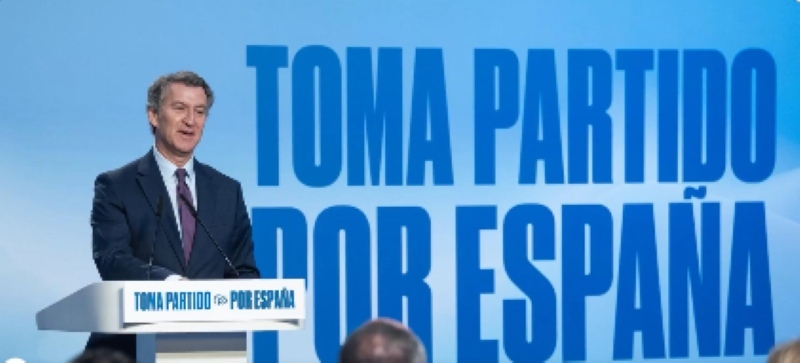Feijóo en Barcelona explicando su Plan Nacional para la inmigración