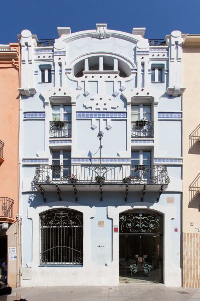 Casa Clapés, en la Porxada