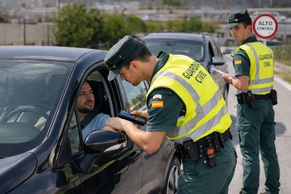 Control de la Guardia Civil de TRáfico