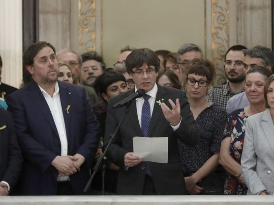 la foto del día  de la declaración de la DUI