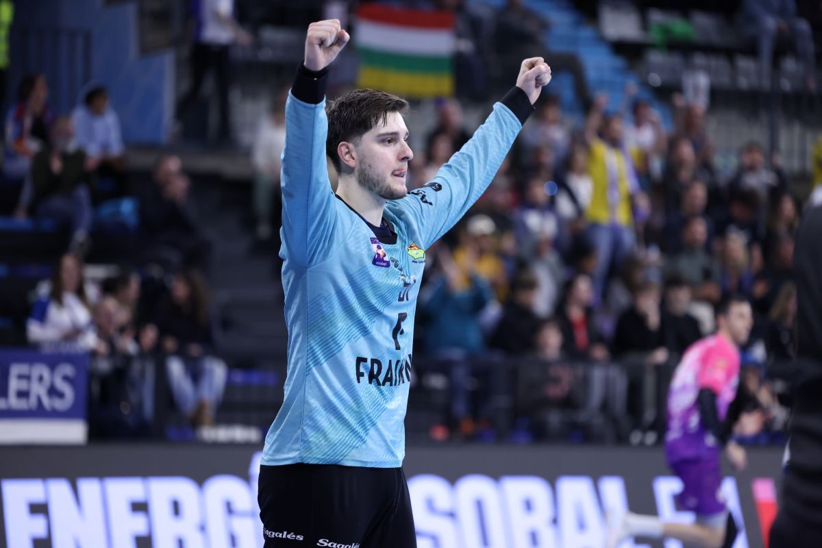 Pau Panitti, un seguro bajo los palos. Foto Xavier Solanas.