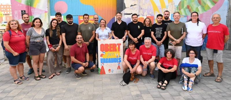Presentació d'Obert per vacances